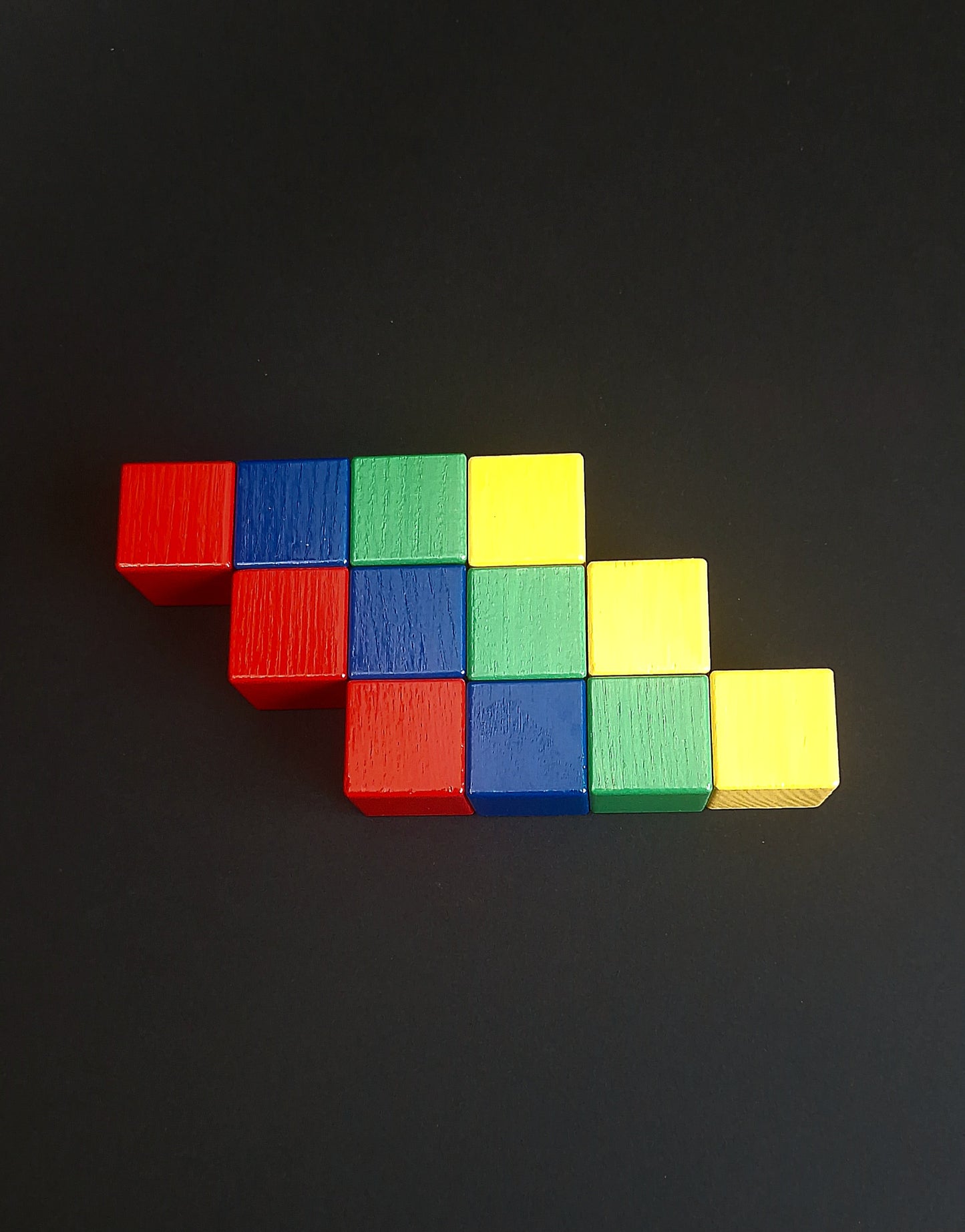 12 klucīši  - Minhenes funkcionālās attīstības diagnostikas testa materiāli.