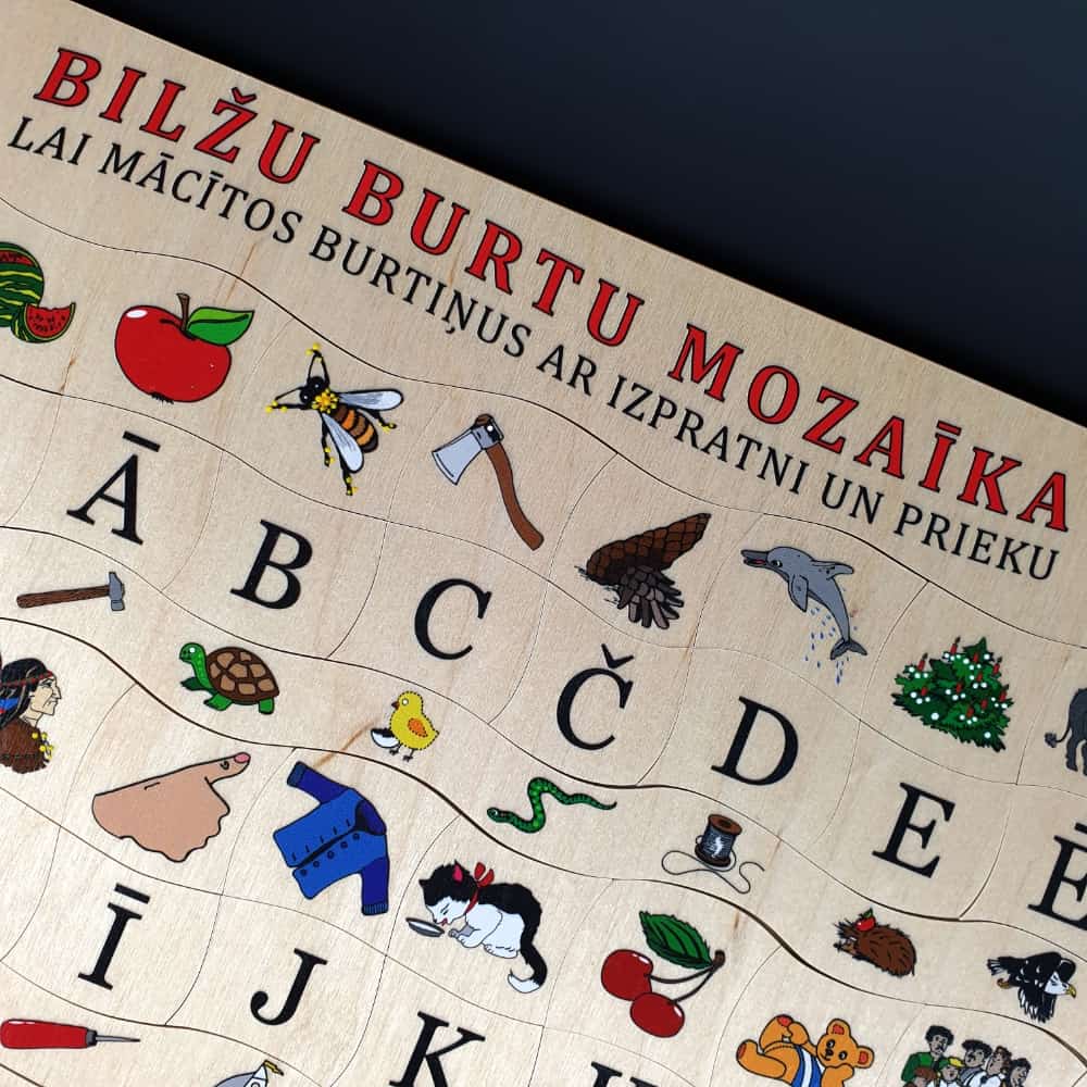 Koka bilžu burtu mozaīka (Latviešu valodas alfabēts)