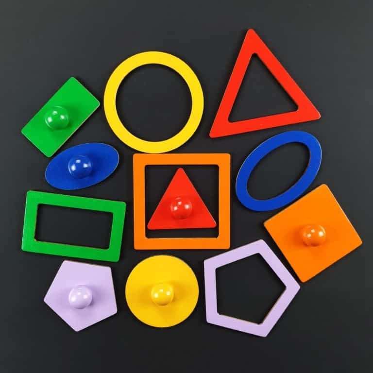 Wooden geometric shapes puzzle