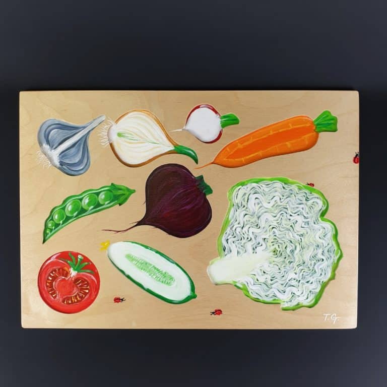 Realistic wooden puzzle - removable vegetables