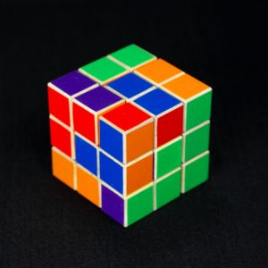 A wooden game inspired by the Rubik's Cube - The Fifth Corner