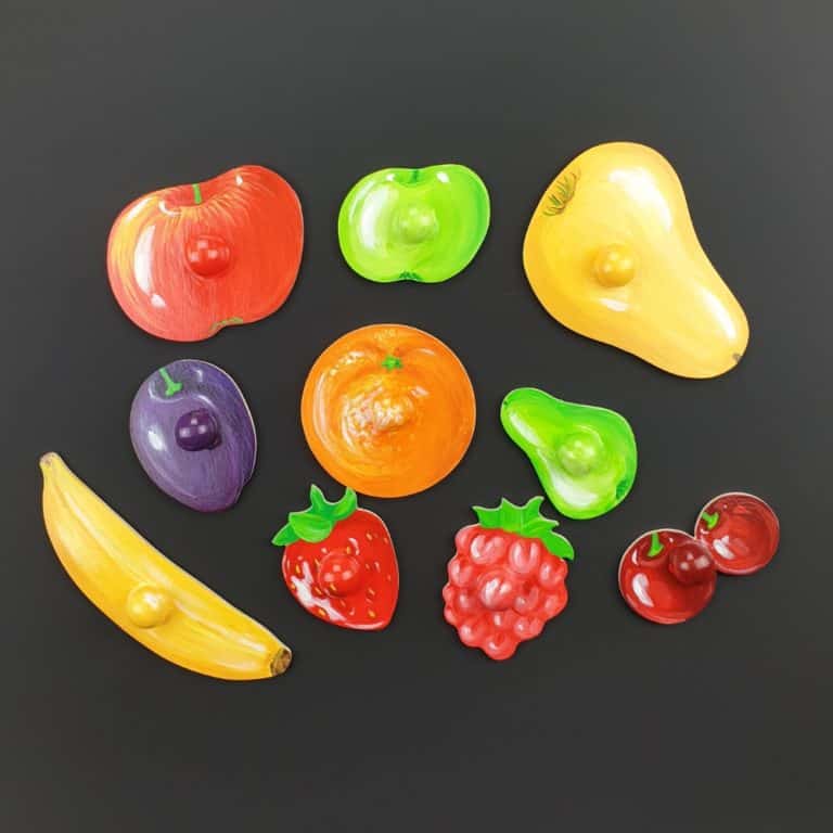 Realistic wooden puzzle - removable fruits