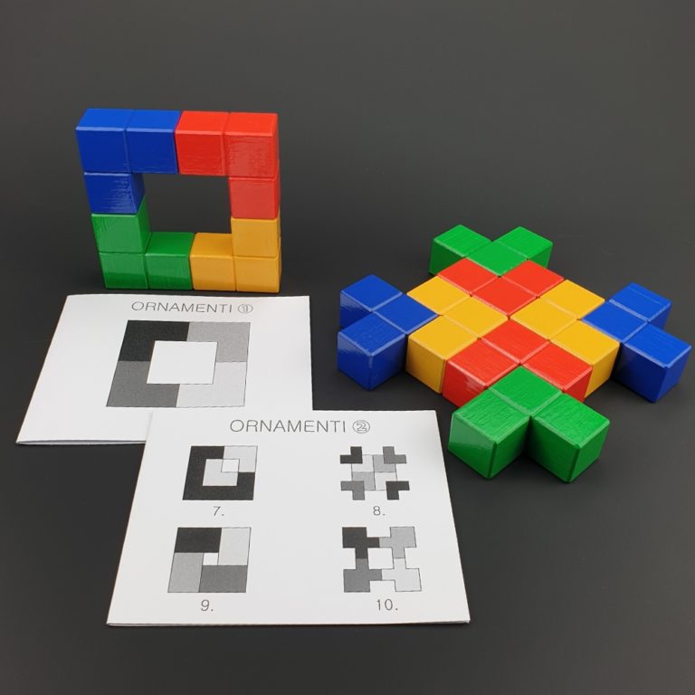 Wooden blocks game - Corners